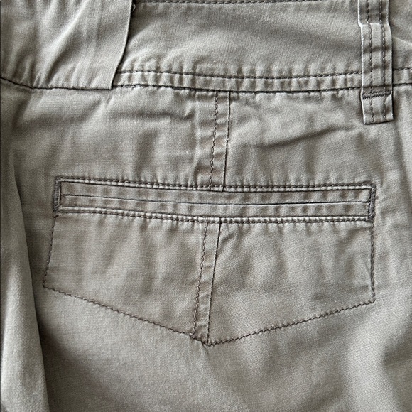 Calvin Klein Women’s Khaki Chinos - Picture 6 of 6